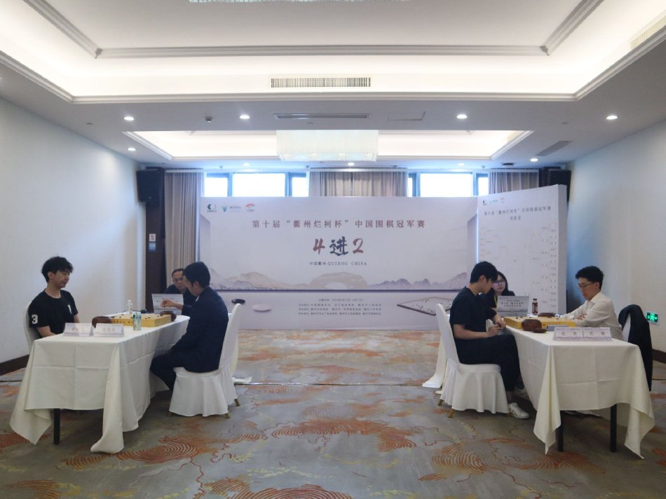 美国巴尔的摩倒塌大桥残骸拆除作业开始